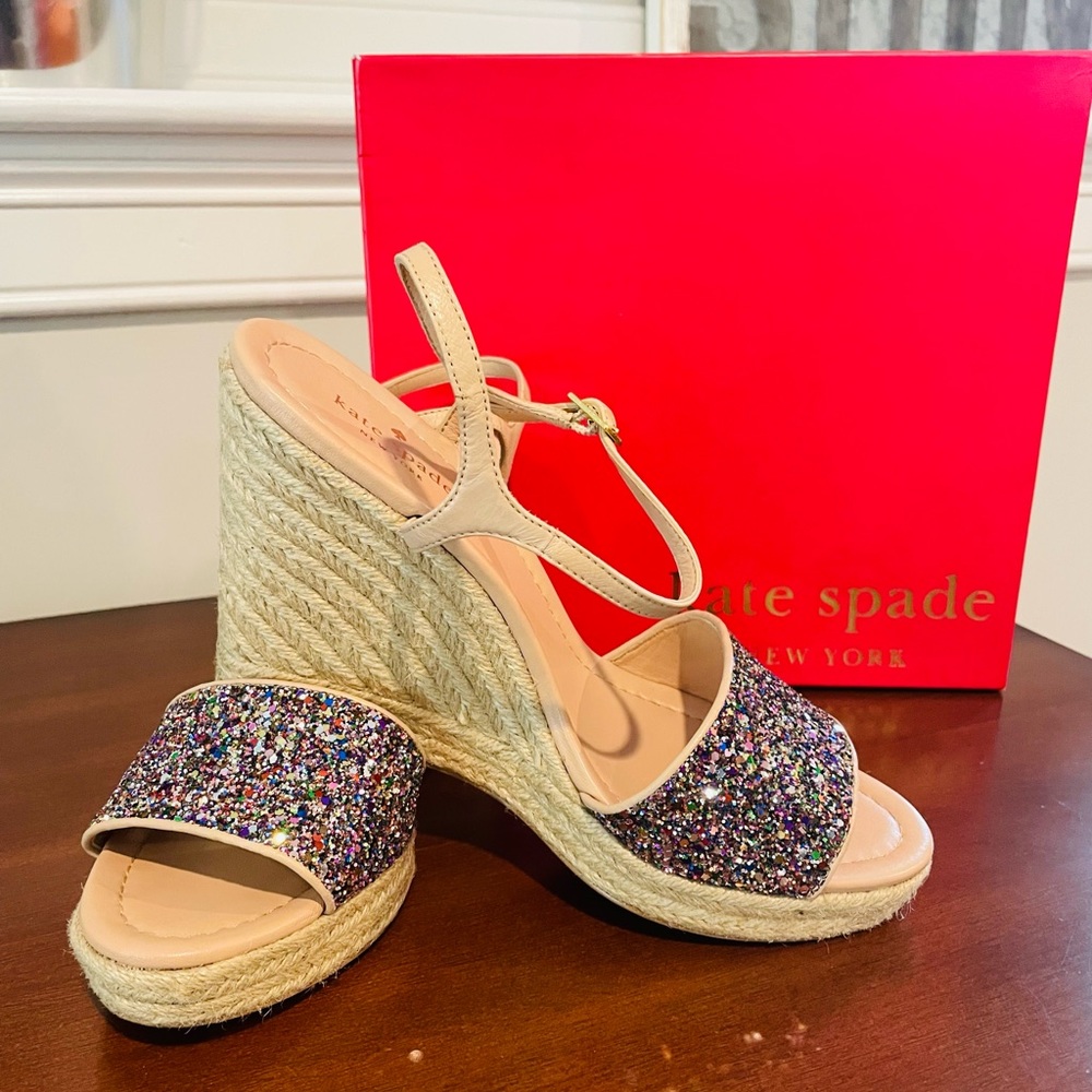 SUPER CUTE!! Bring out your inner BARBIE!!! Kate Spade GLITTER wedges. EUC!